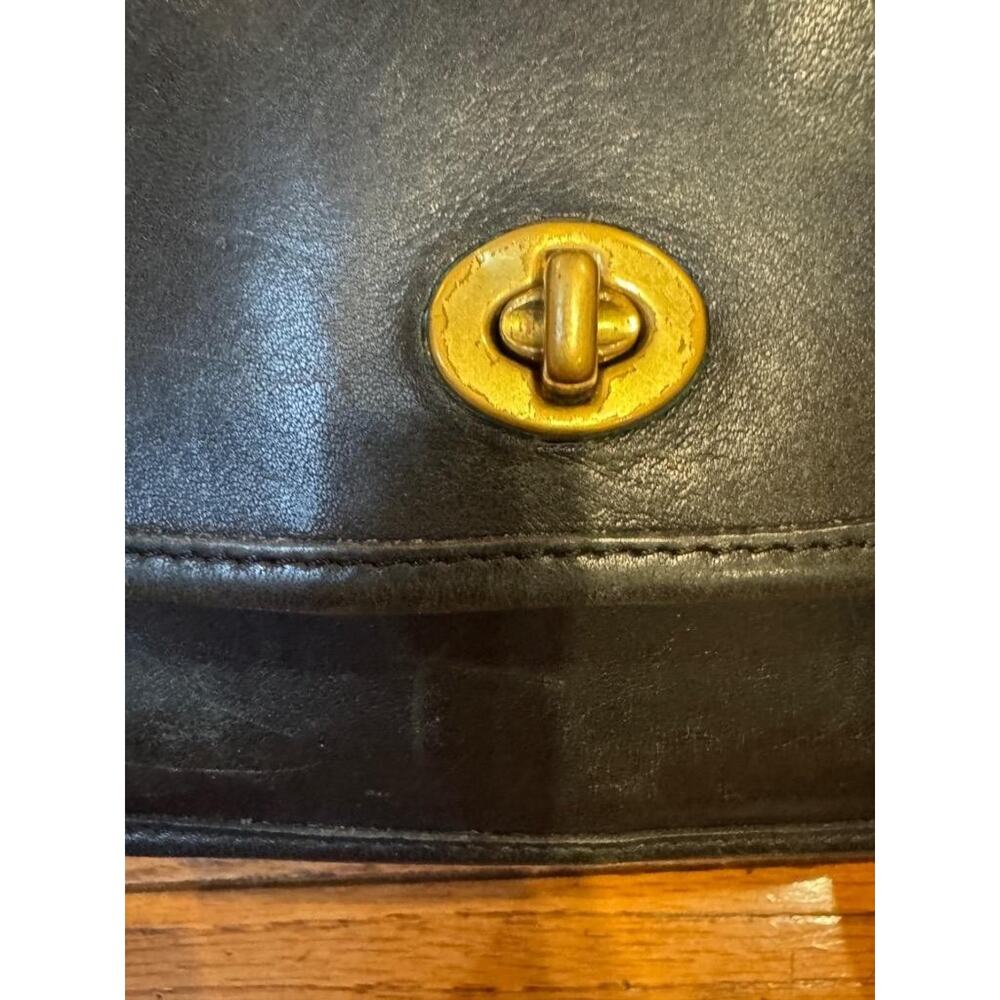 Vintage Coach 9061 Black Rambler Legacy Shoulder Bag Crossbody Messanger(P100) - Picture 2 of 7